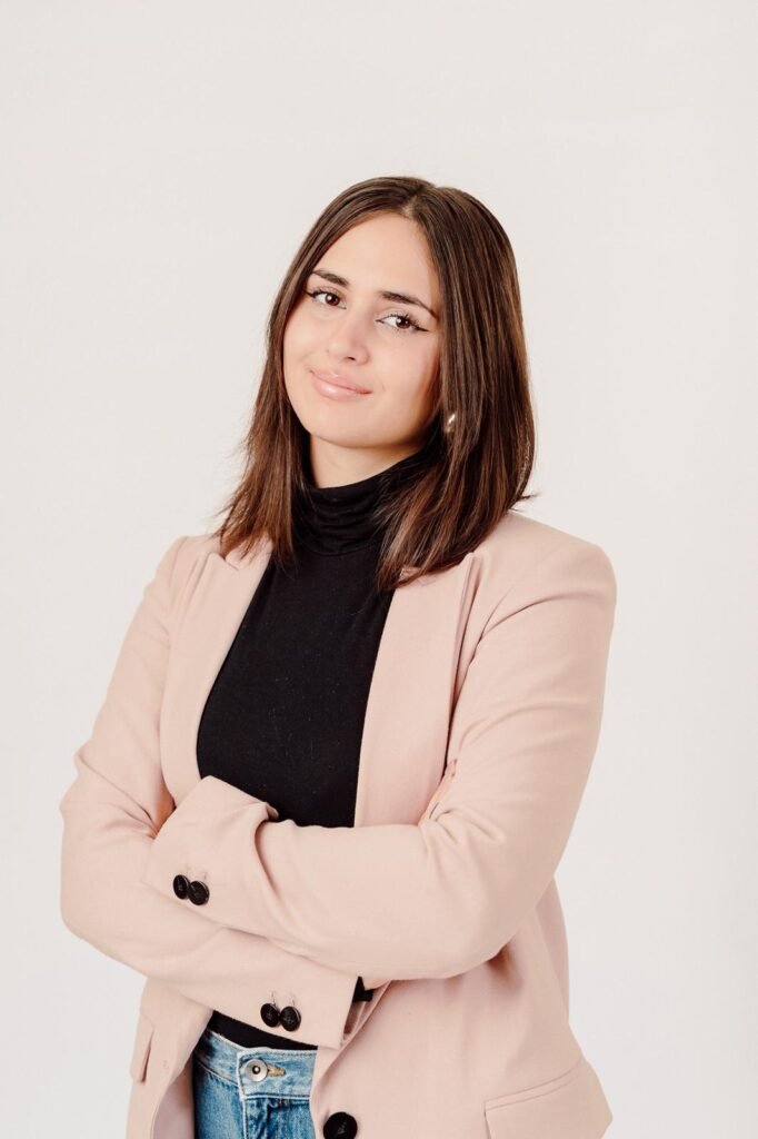 foto di irene Cerone a figura intera